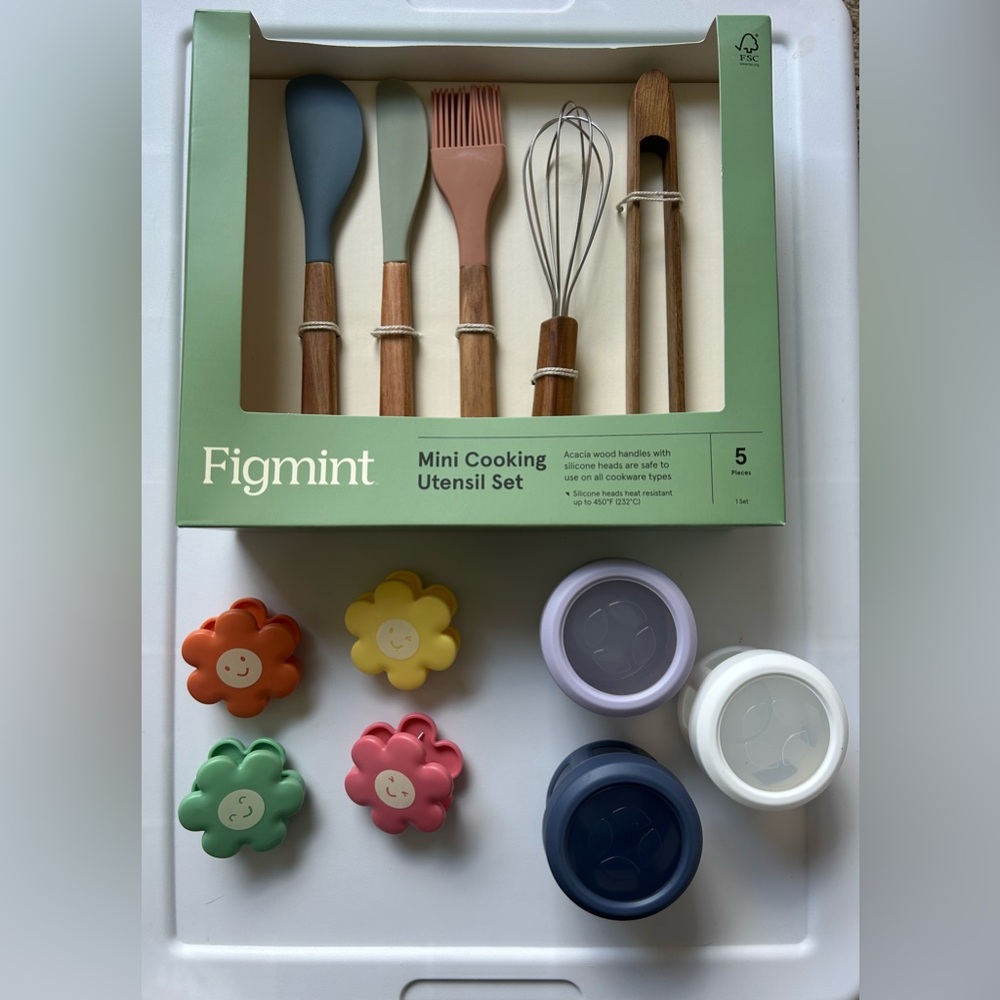 Fun Kitchen Set!